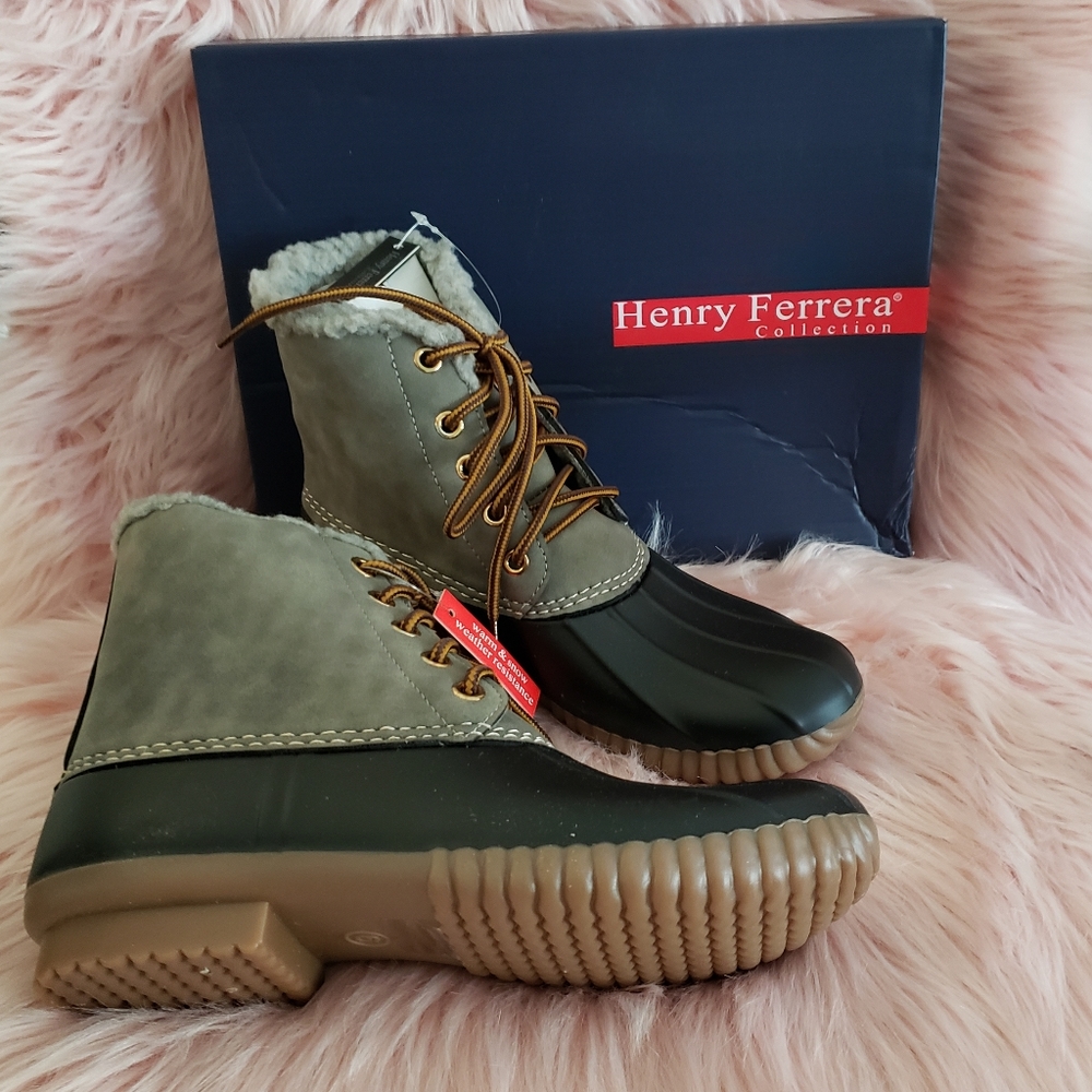 Henry Ferrera Duck Boots - 6